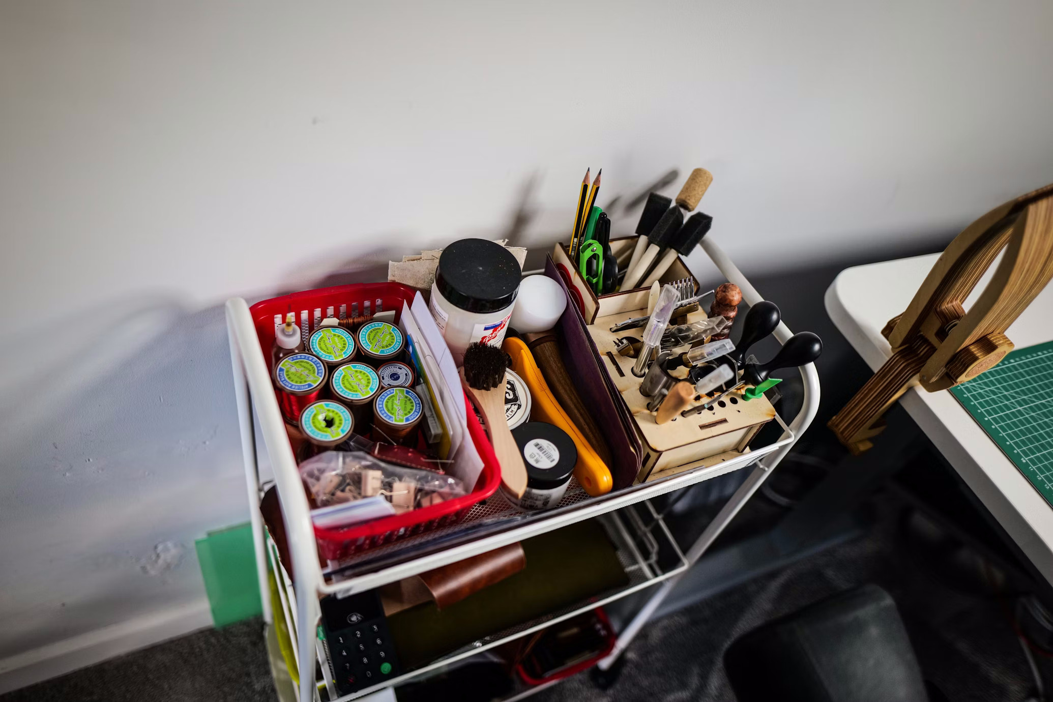 Arts and crafts supplies